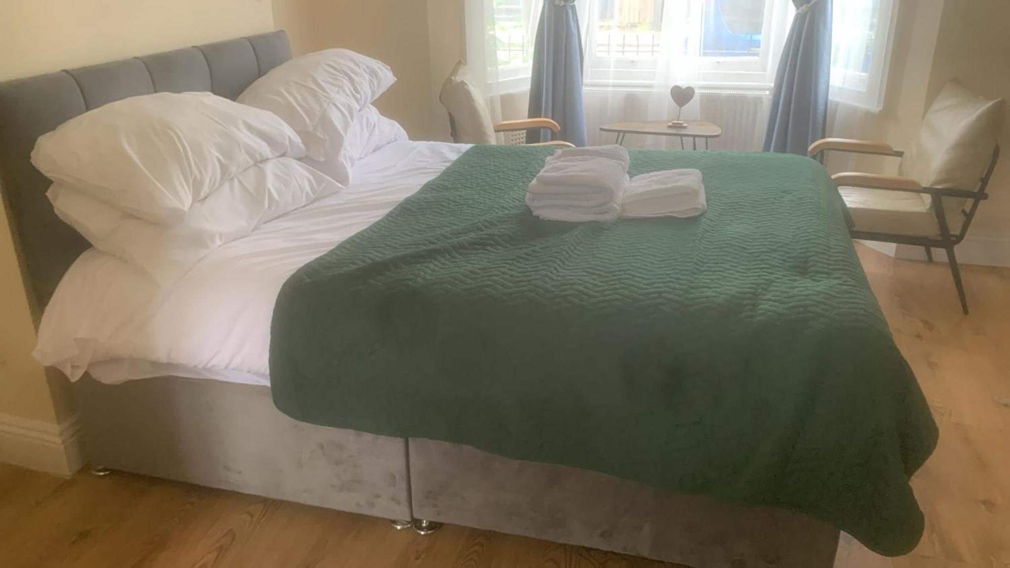 Specious Studio Flats London Ngoại thất bức ảnh